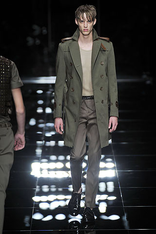 Burberry Prorsum / - 2011